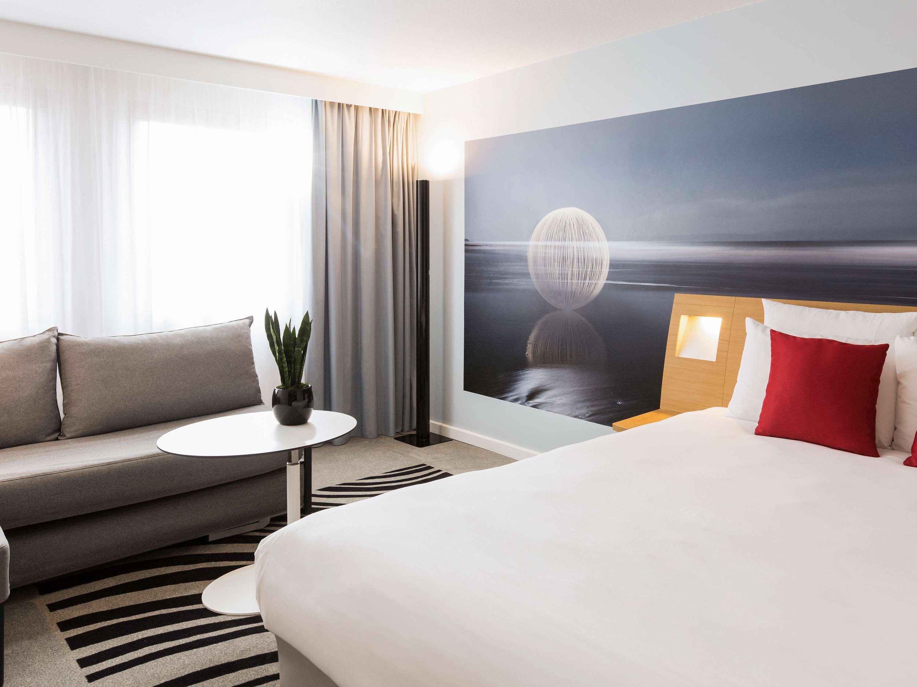 Novotel Strasbourg Centre Halles Esterno foto