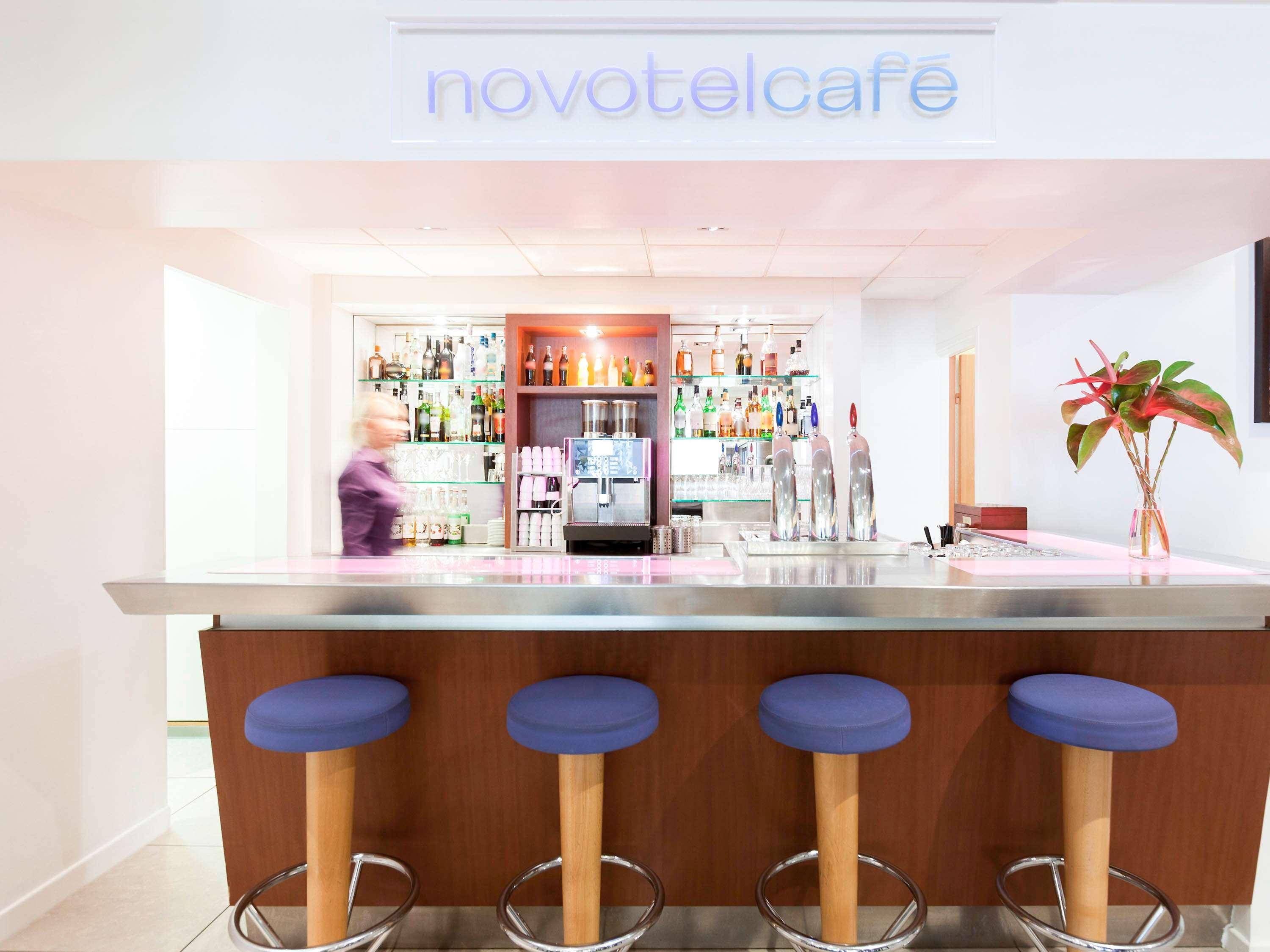Novotel Strasbourg Centre Halles Esterno foto